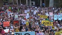 Australia protesters call for climate action amid deadly bushfires