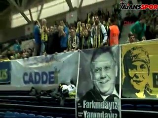 Aziz Yıldırım tribünde!