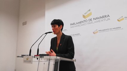Elma Saiz entrega el proyecto de presupuestos de Navarra para 2020