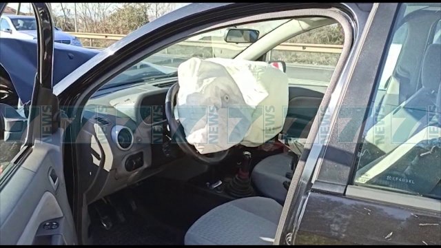 PERPLASEN MAKINAT NE FUSHE-KRUJE, PLAGOSEN 2 DREJTUESIT E MJETEVE - News, Lajme - Kanali 7