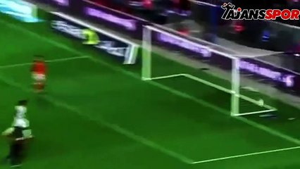 Messi ilk maçında coştu! İpe dizdi...
