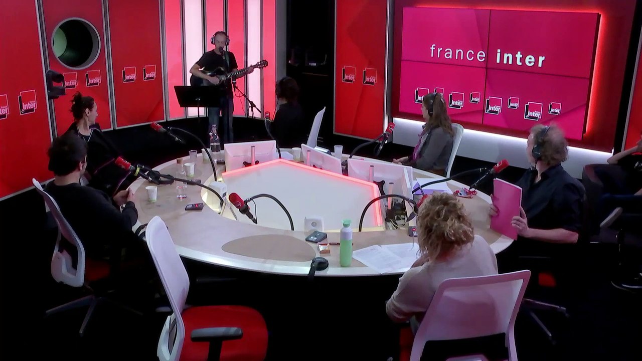 Jésus est pédé - La chanson de Frédéric Fromet