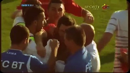 Razvan Tincu 35 metreden kaleci avladı!