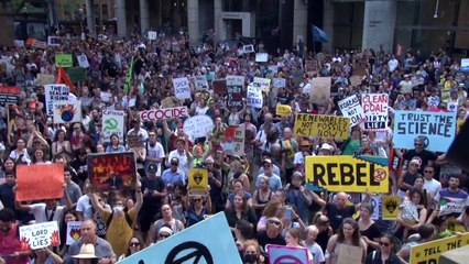 Des milliers d'Australiens se rassemblent pour la climat Sydney (2)
