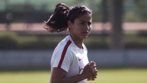 td7-Shirley Cruz aconseja a las jugadoras más jóvenes para que estudien-100120