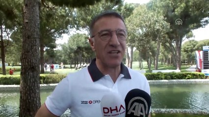 Ahmet Ağaoğlu: "Yönetici olmamı Trabzonspor'a borçluyum"
