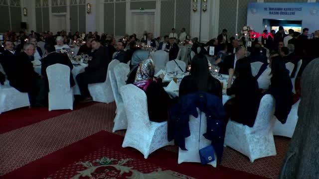 Ankara numan kurtulmuş gazetecilerin sorularını yanıtladı