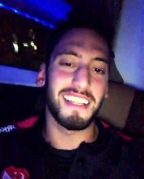 İsveçi 3-2 mağlup eden milli takımın dönüş yolunda eğlenceli anları