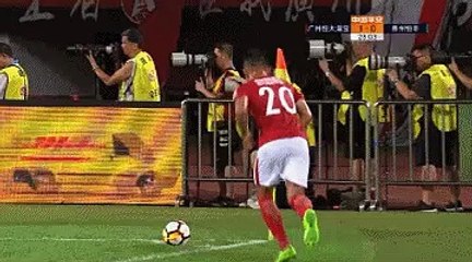 Talisca Çin'deki ilk maçında şov yaptı