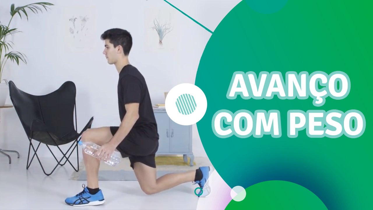 Avanço com peso - Sou Fitness