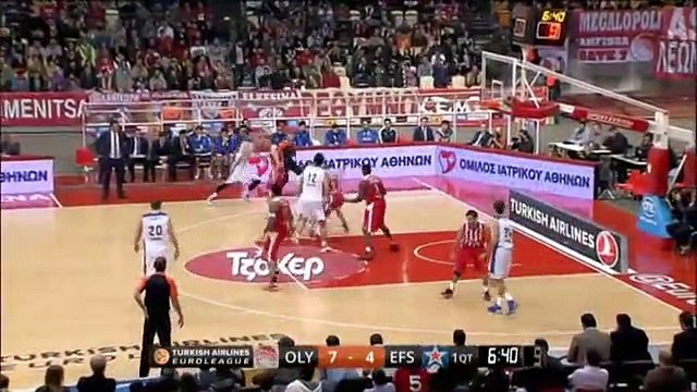 Anadolu Efes komşuda tutunamadı! Olympiakos 78-60 Anadolu Efes