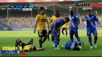 Abi kardeşe bunu yapar mı? Sert hareket...