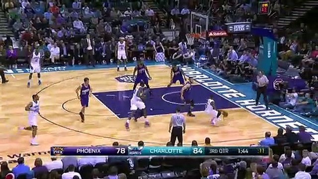 Phoenix Suns 111-106 Charlotte Hornets