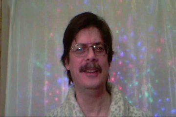 1600.HOW MANY BASEBALLS DOSE THE professional LEAGUE USE EACH AND EVERY YEAR?