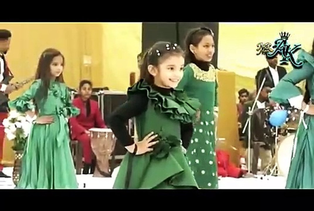 SISTER SOPHIA NARULA's DANCE PERFORMANCE -- Aasman Pe Nazar Aaye -- Apostle Ankur Narula