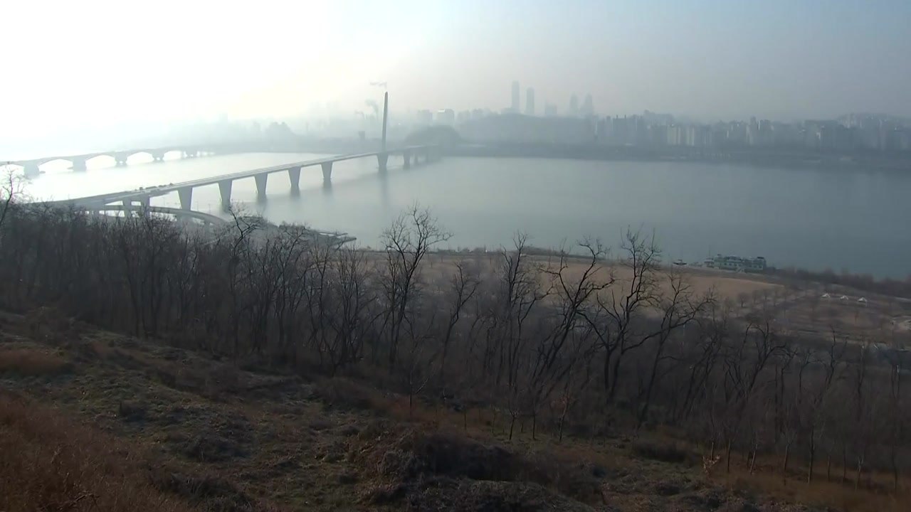 [날씨] 충북 초미세먼지 주의보...중서부 미세먼지↑ / YTN