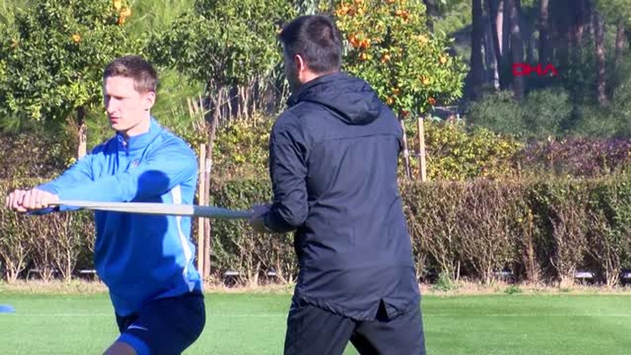 Spor çaykur rizespor'da yeni transferler idmana çıktı