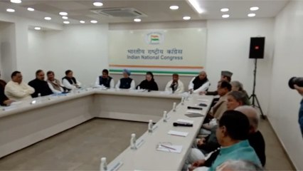 CWC meeting begins without Rahul