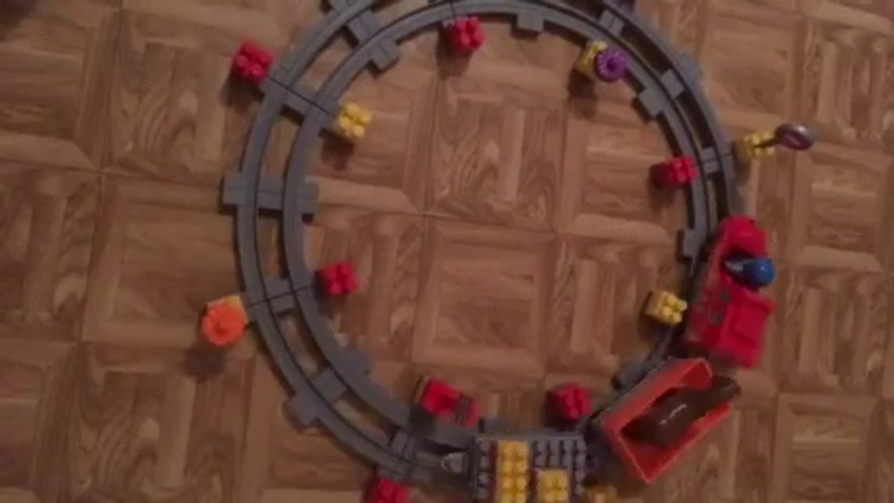 Train Ecoiffier Abrick et Tractopelle