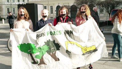 Incendies en Australie : des manifestants prennent pour cible le premier ministre Scott Morrison