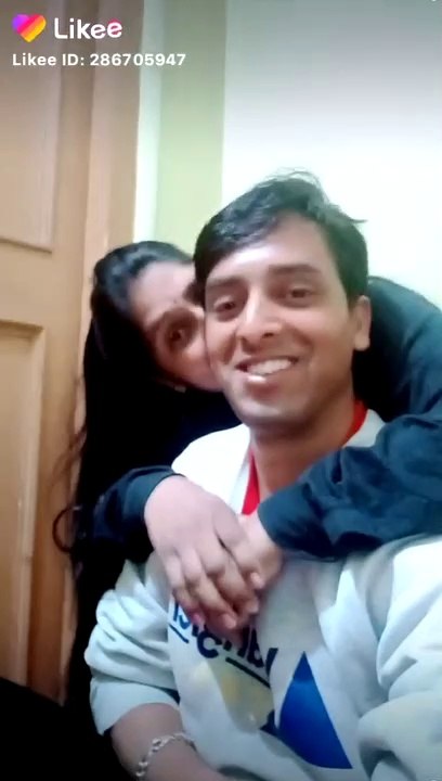 Main ne jisko Dil ye Diya hai