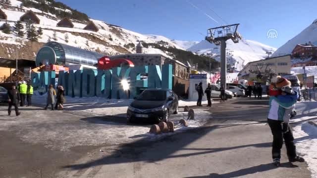 Palandöken'de hafta sonu yoğunluğu