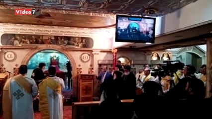 البابا يلتقى كهنة إيبارشيات سوهاج الستة داخل مطرانية سوهاج