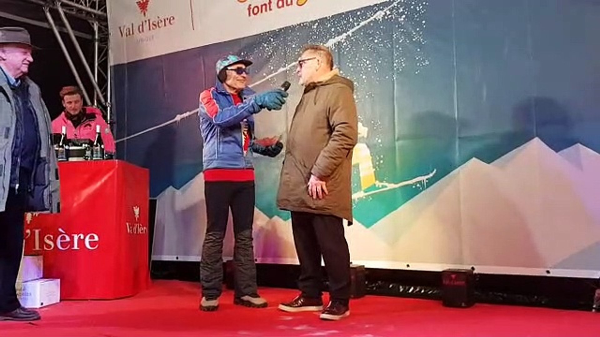 Les Bronzés font du ski : l'anecdote de Bruno Moynot alias Gilbert - Vidéo  Dailymotion
