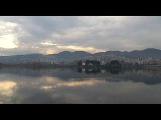 Ora News - Fundjava me reshje shiu dhe bore, moti përmirësohet nga e hëna