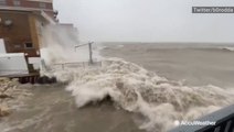 Fierce winds stir up big waves on Lake Michigan