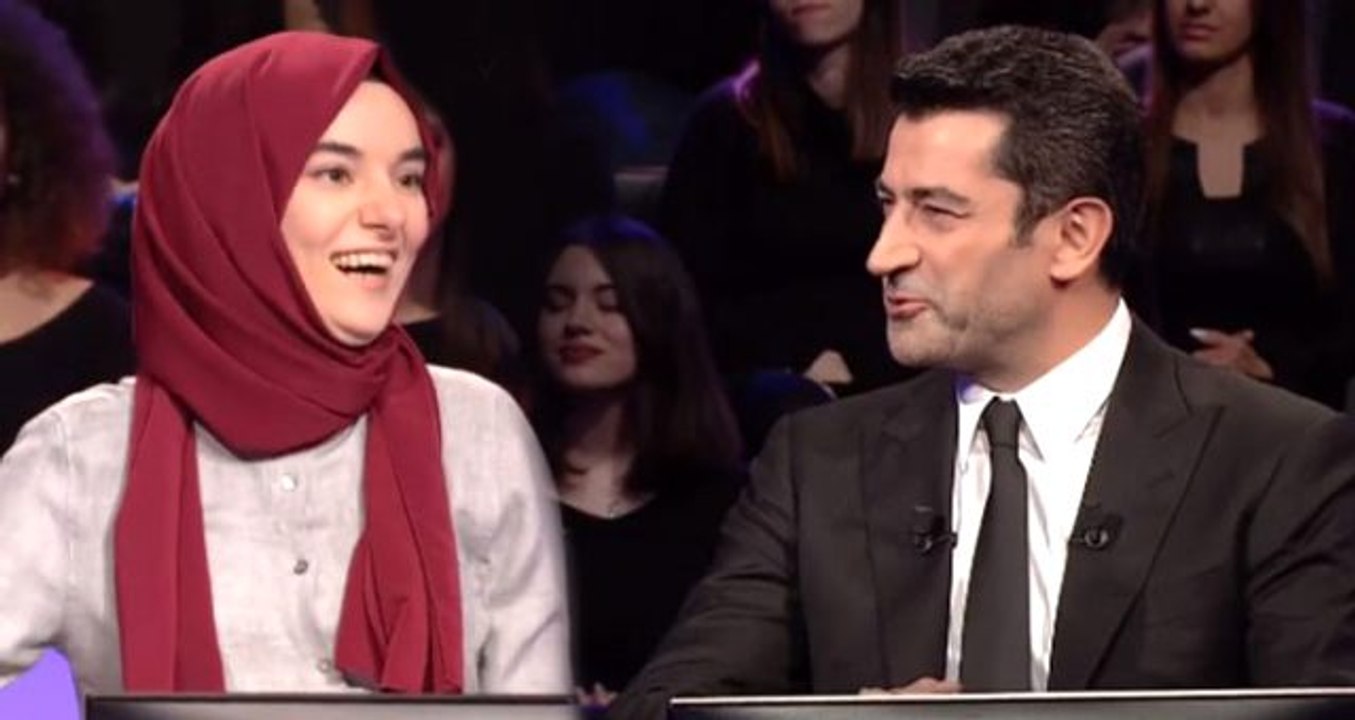Kim Milyoner Olmak İster'de bir ilk! Ümmü Gülsüm Genç yarışmaya damga vurdu