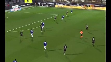 La faute de Boudaoui qui casse la machoire d'Aït Nouri