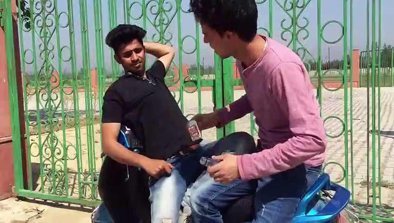 That_Friend_who_is_Beaten_up_for_no_Reason_|_Round2Hell_|_R2H
