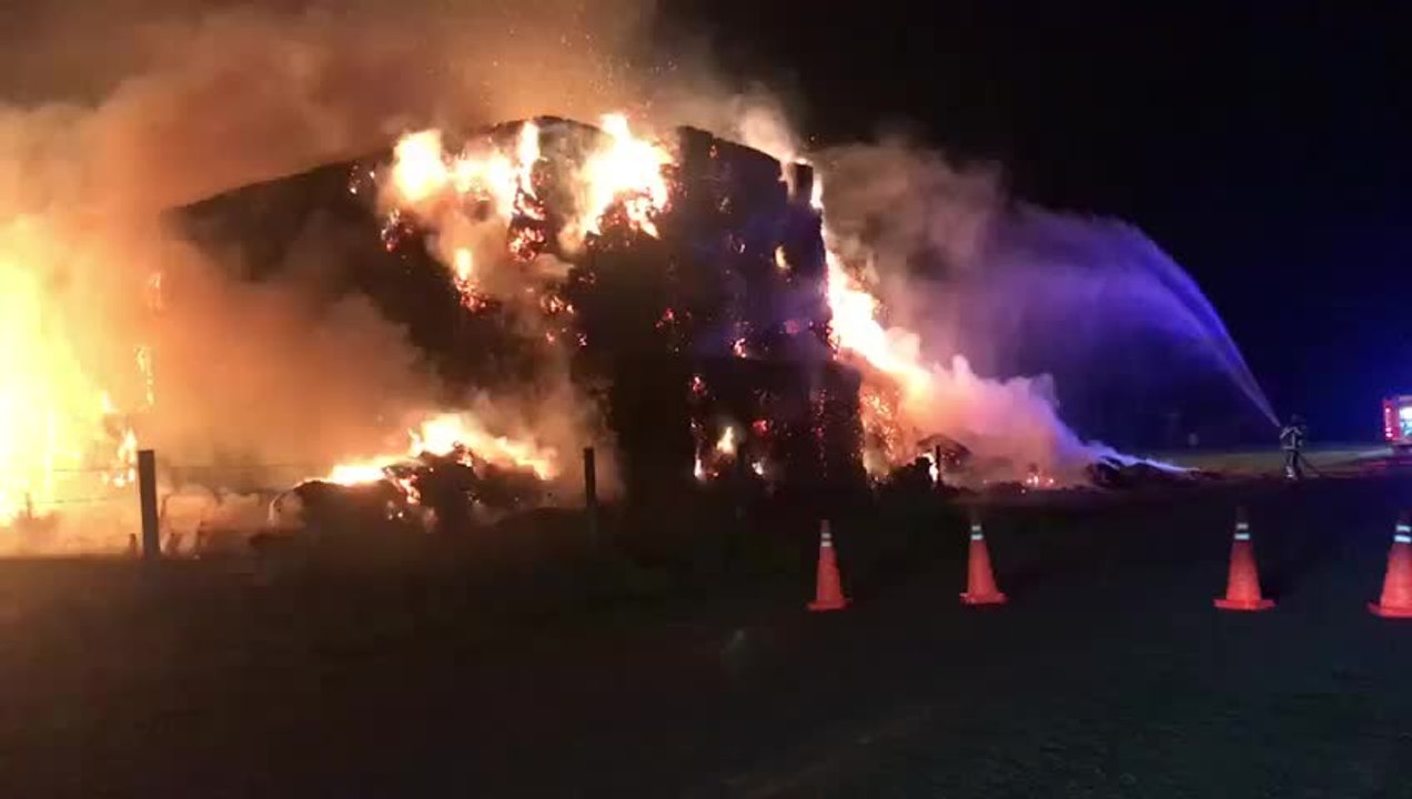 Doische: incendie de milliers de ballots de paille