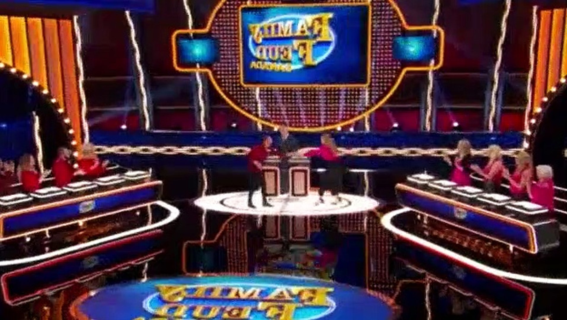 ⁣Family Feud Canada - S01E01