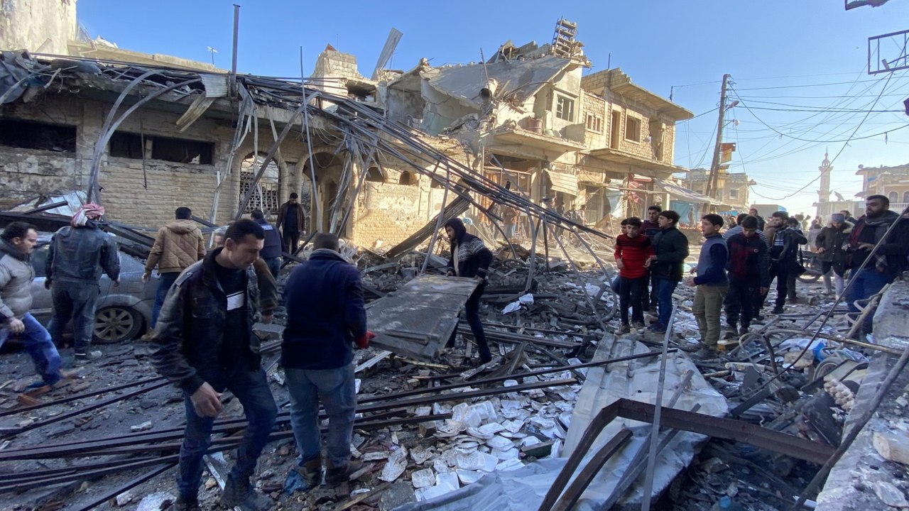 Syria's ceasefire comes into force in Idlib province