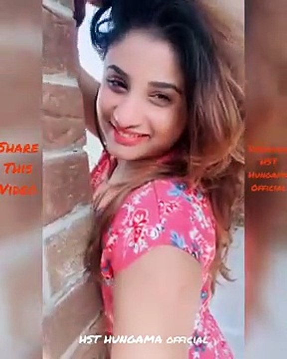 aakhan naal Gal kar di cute girl 