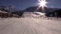Ergan Dağı Kayak Merkezi'nde hafta sonu yoğunluğu