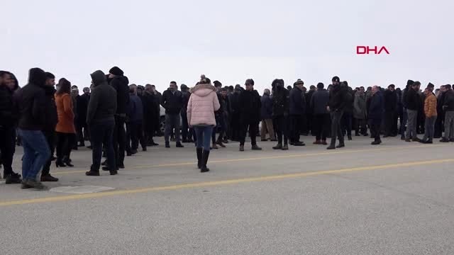 Hakkari ak parti'li başkanlara davul- zurnalı karşılama