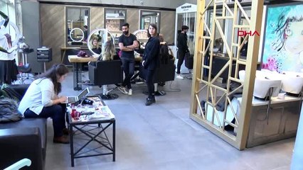 Ataşehir'de manikür sırası tartışmasının ardından kuaförün ruhsatı iptal edildi iddiası