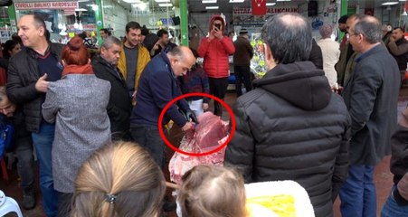 Balıkçılar ne umdular, ne buldular! Vatandaş satın almak için birbiriyle yarıştı