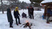 Binlerce vatandaş, Domaniç Dağları'nda karın keyfini çıkardı