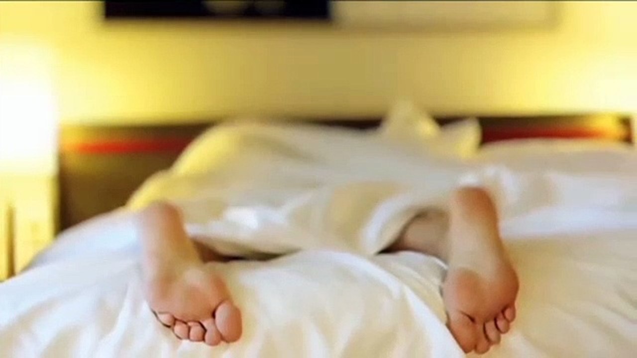 الحمام البارد والمروحة - أخطاء شائعة في التعامل مع موجات الحر