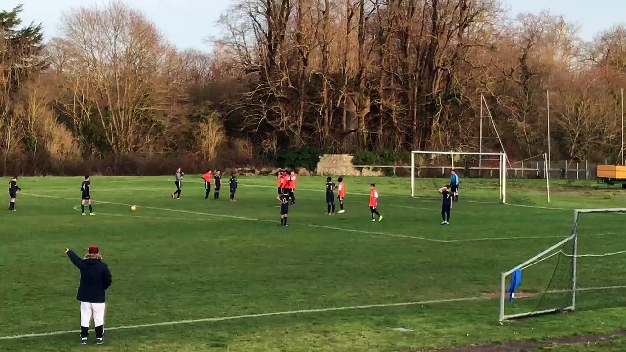 Coup franc de Tigran ( U14) contre Val d europe,