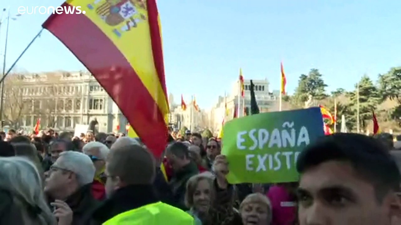 Spagna: manifestazioni di Vox e "España Existe" contro il governo Sánchez-Iglesias