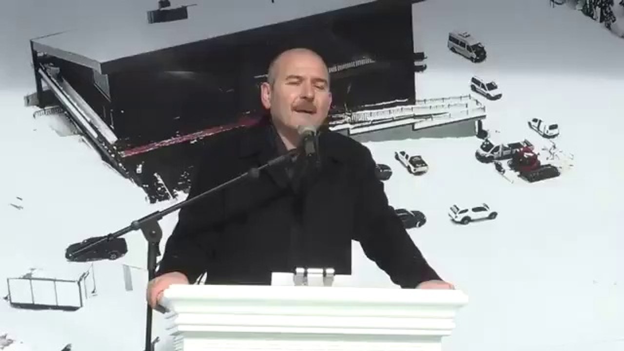 Süleyman Soylu'dan Demirtaş'ın 'Devran'ına' gidenlere tepki: Gittikleri tiyatro, bizim bir yerlere ulaşmamızı istemeyenler tarafından oluşturulan bir tiyatro