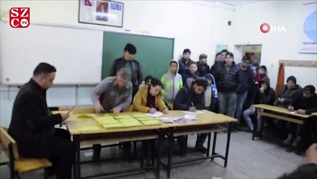 Seçimlerin yenilenmesine karar verilmiş! Sandık başına gittiler