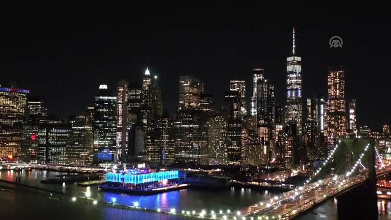 New York şehir ışıkları izleyenleri büyülüyor