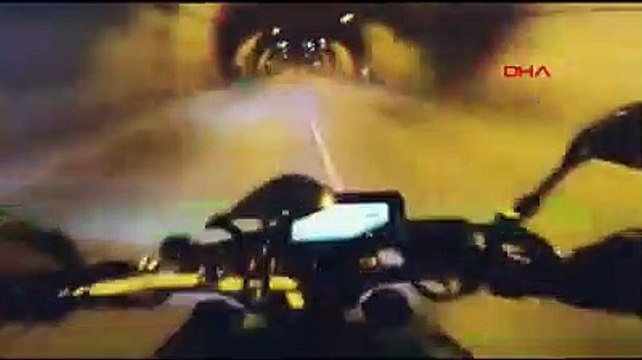 Tek teker üzerinde hız denemesi kaza ile sonuçlandı, kaza kask kamerasına yansıdı