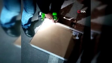 Adana'da durdurulan minibüste 4 bin 590 paket kaçak sigara ele geçirildi